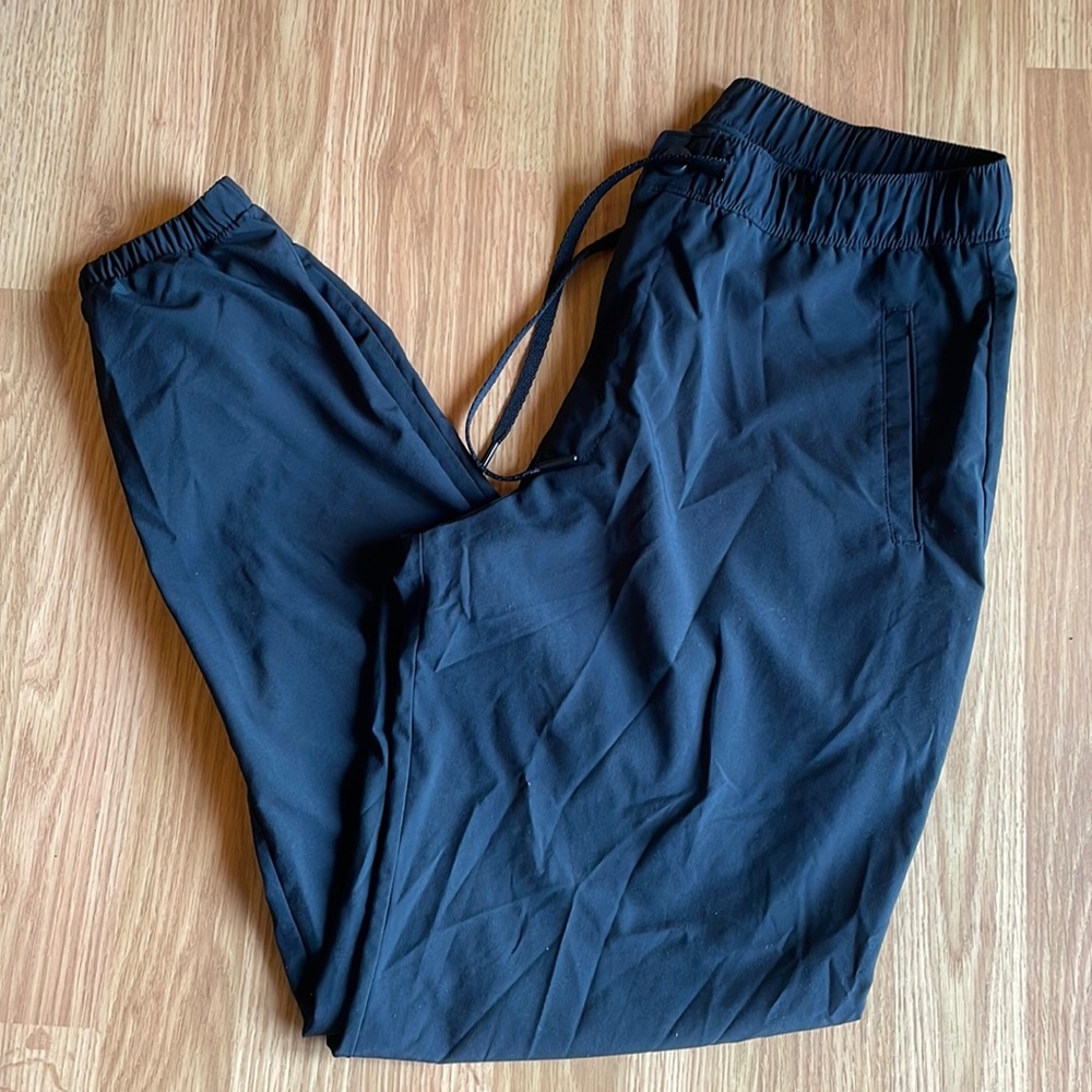 UNDER ARMOUR Windbreaker Joggers Size S